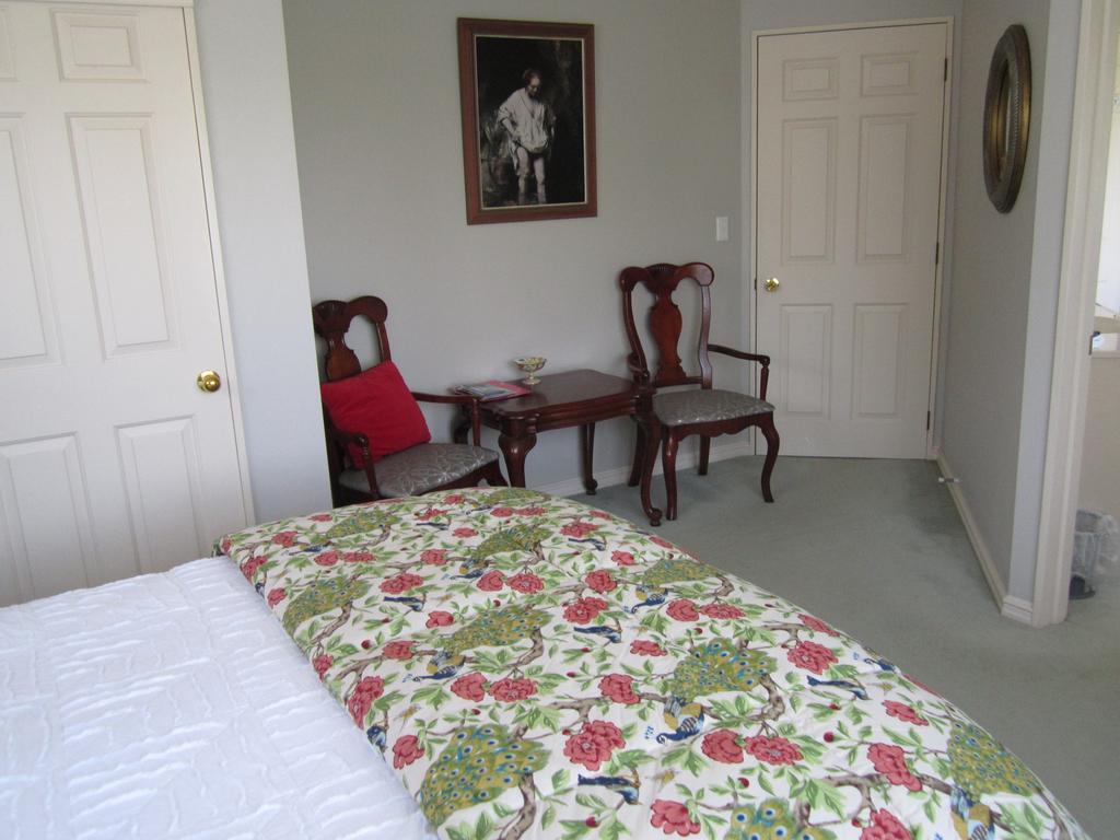 Be My Guest Bed & Breakfast New Plymouth Værelse billede